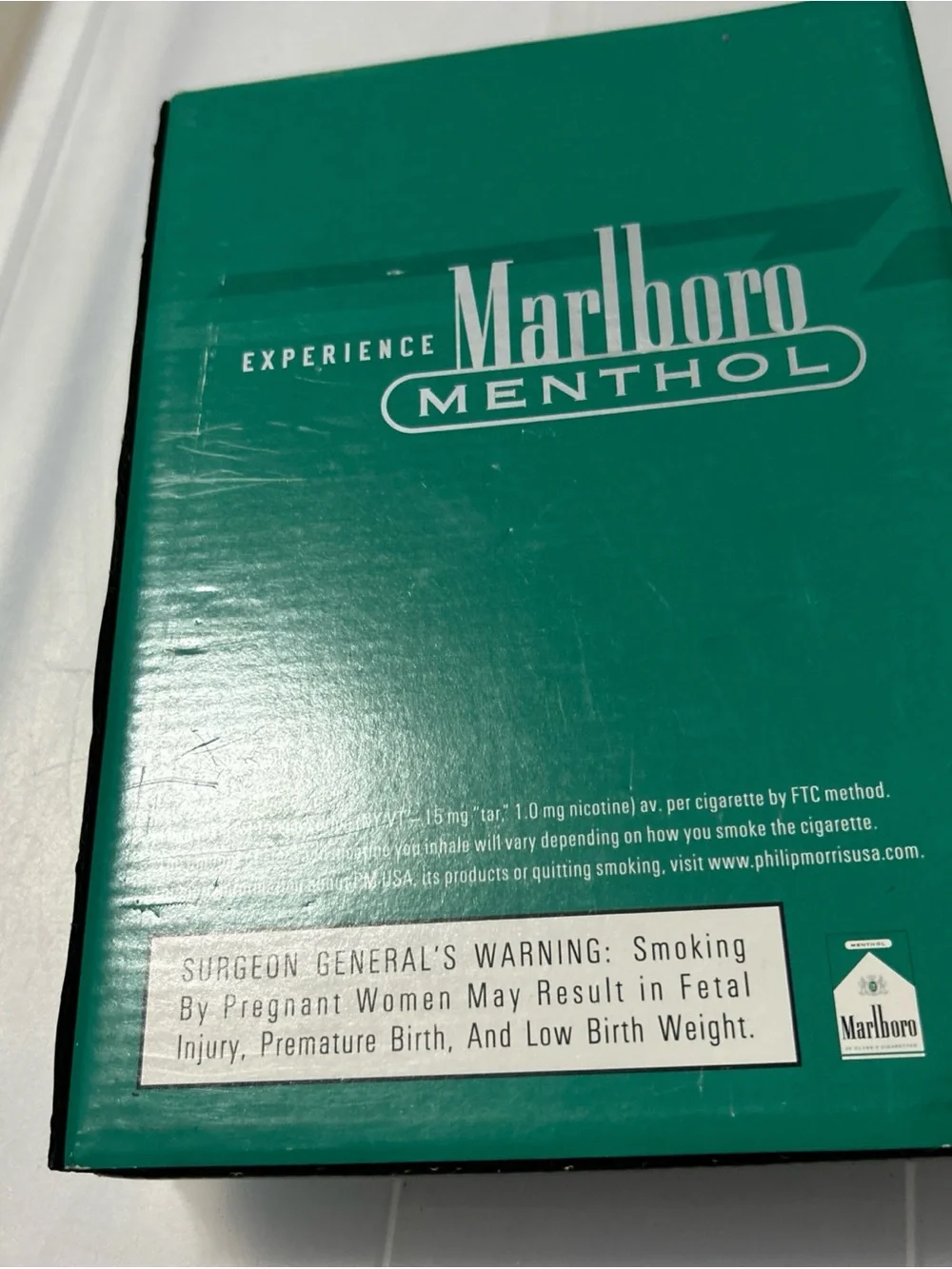 Marlboro Menthol Green and White 28-Piece Domino Set